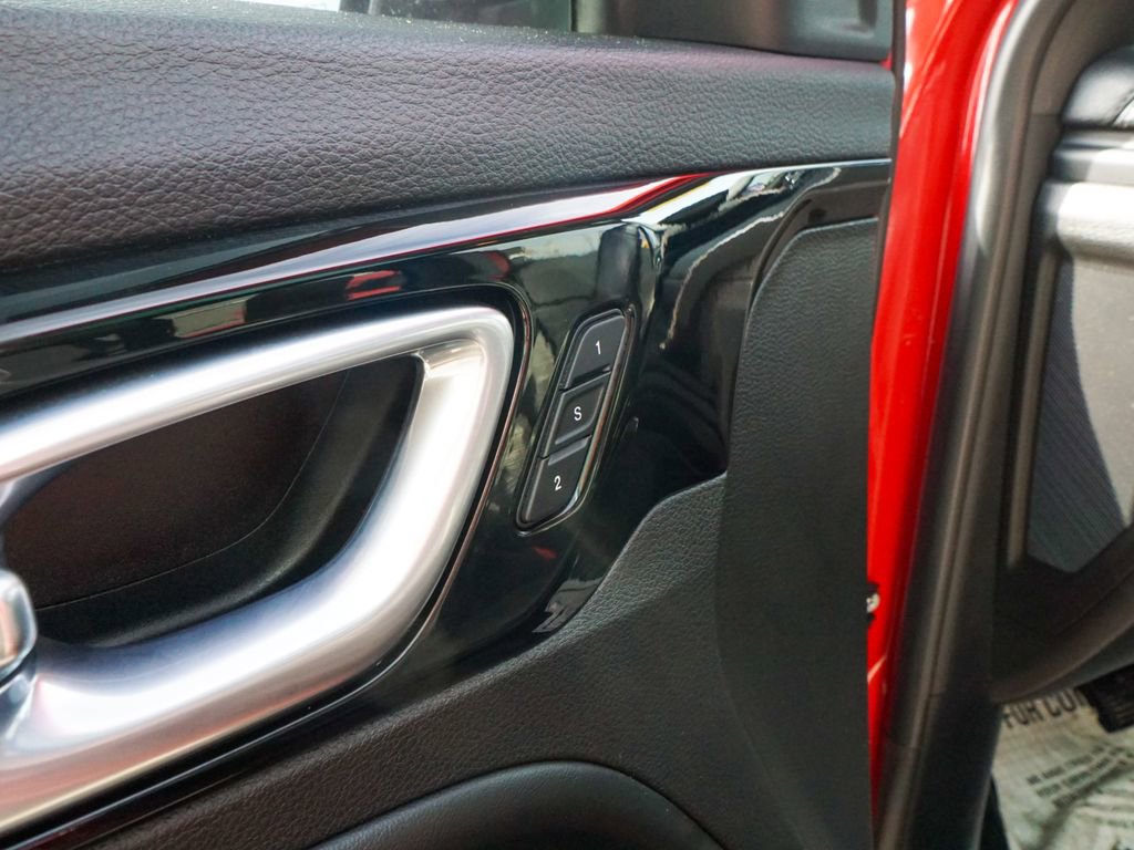 Used 2022 Jeep Compass Limited w/ (RED) Package image 19