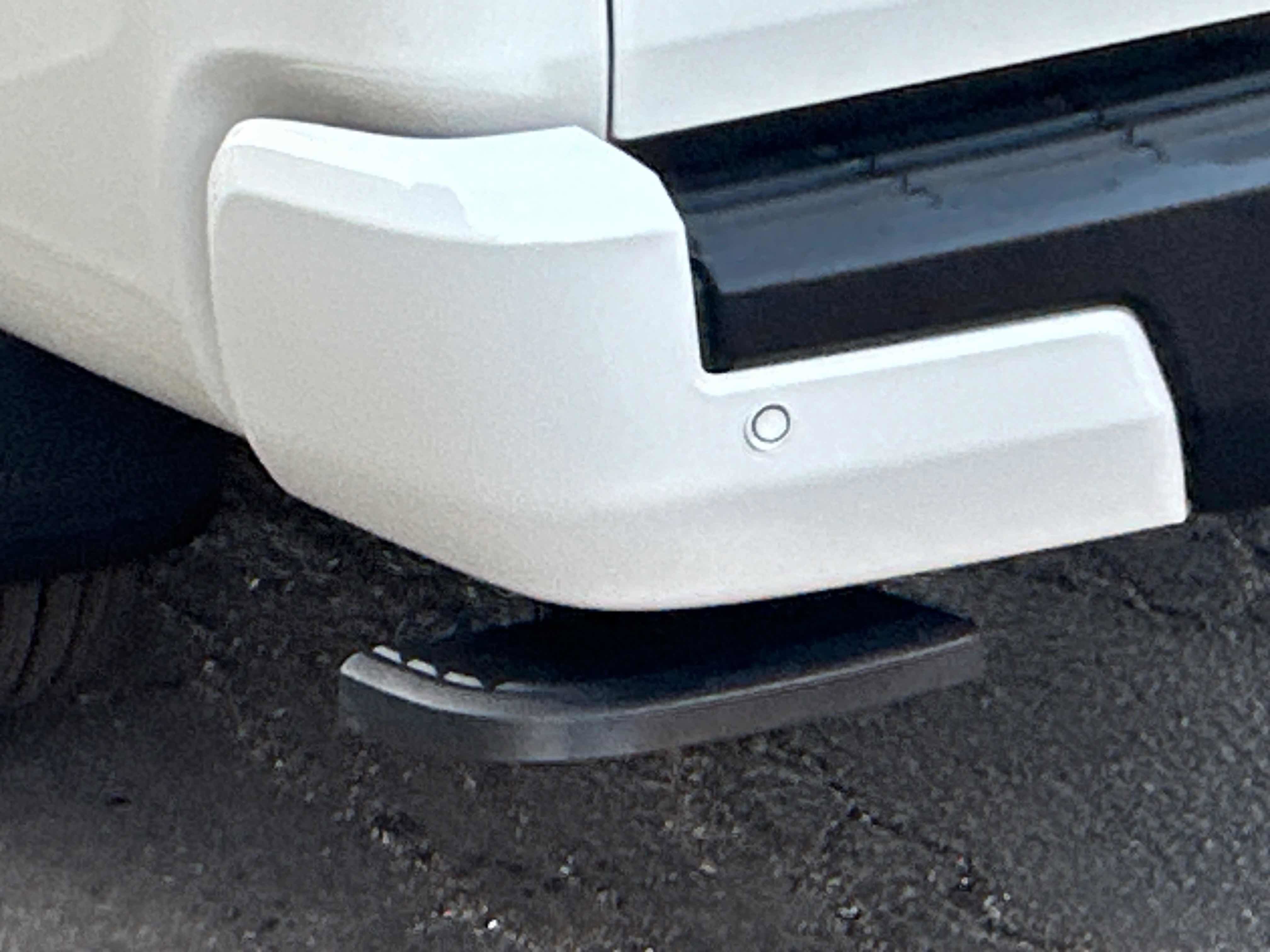 New 2026 Nissan Frontier SV w/ All-Weather Content Package image 12