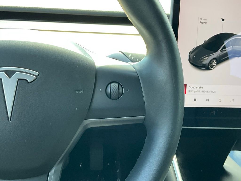 Used 2018 Tesla Model 3 Long Range image 40