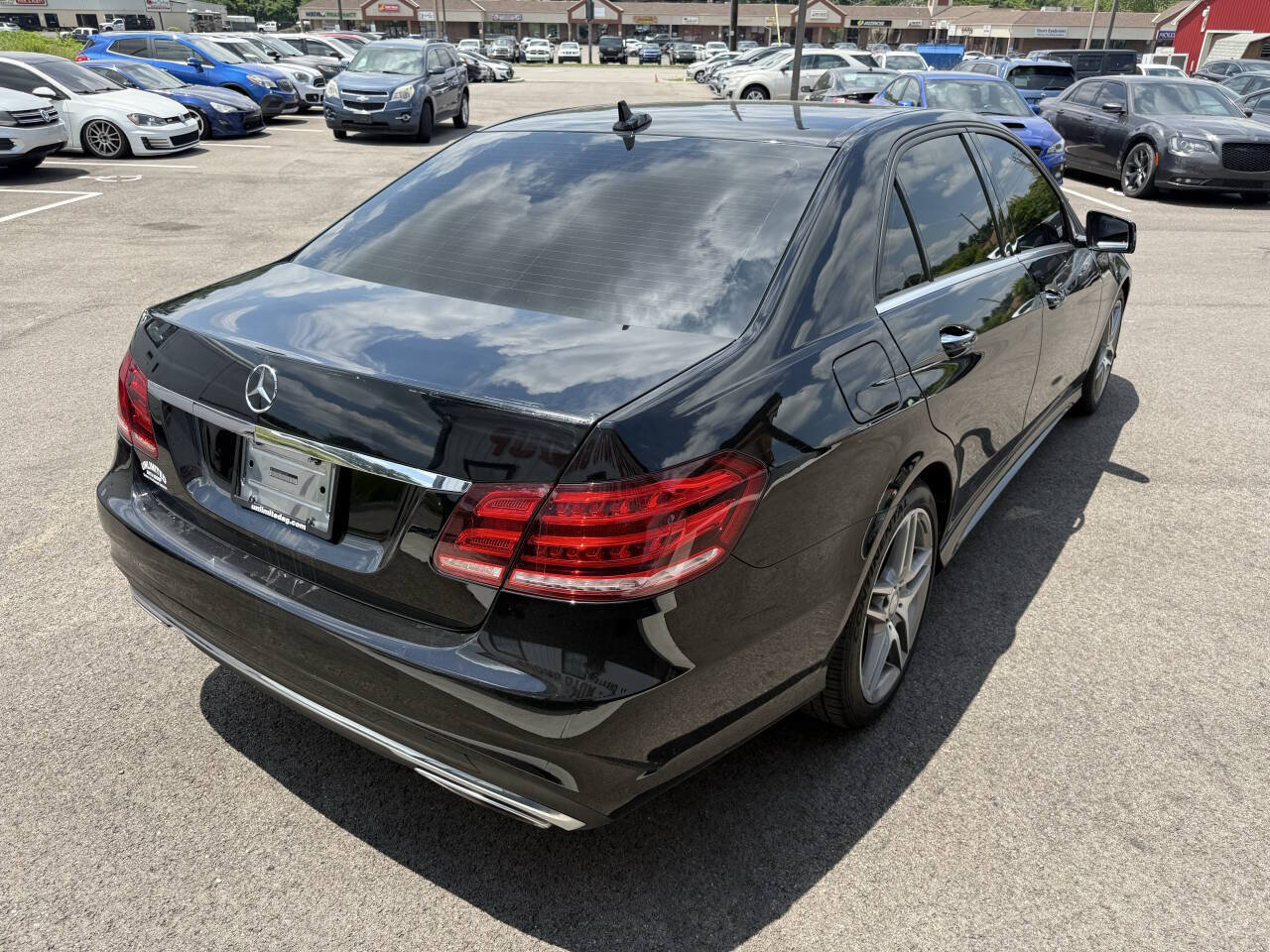 Used 2016 Mercedes-Benz E 350 4MATIC Sedan w/ Premium Package image 7