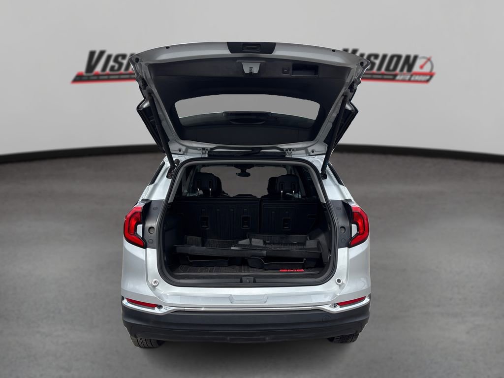 Used 2020 GMC Terrain SLT w/ Preferred Package image 11