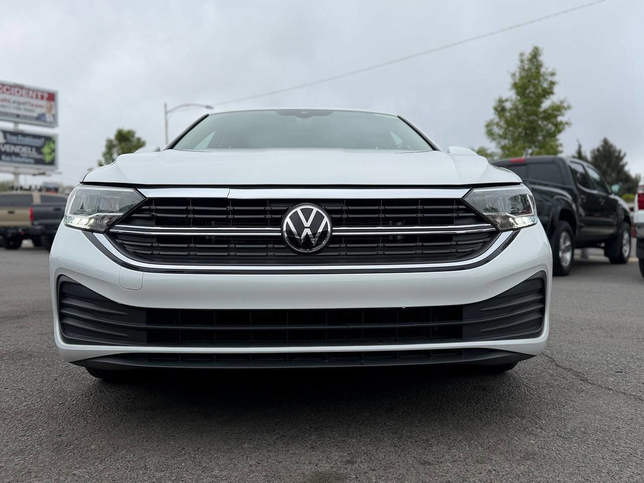 Used 2023 Volkswagen Jetta S image 13