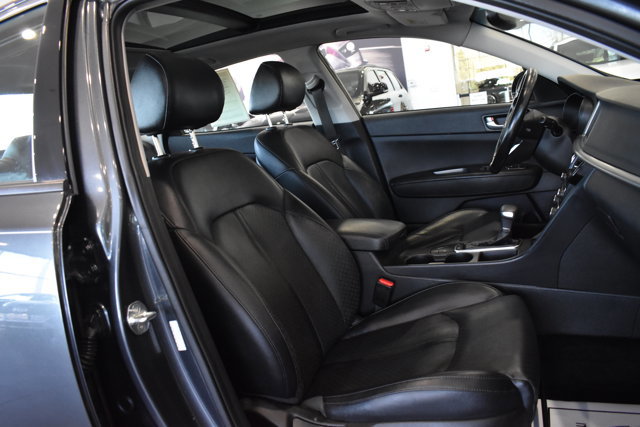 Used 2020 Kia Optima SE image 25