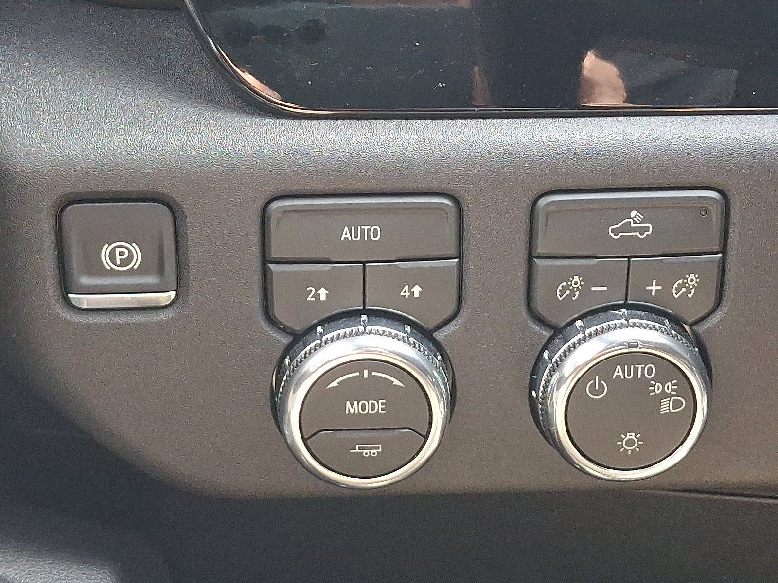 Used 2026 GMC Sierra 1500 SLE AWD/4WD image 25
