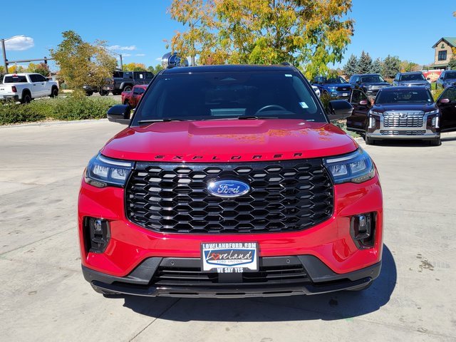 Certified 2025 Ford Explorer ST-Line w/ Premium Package image 5