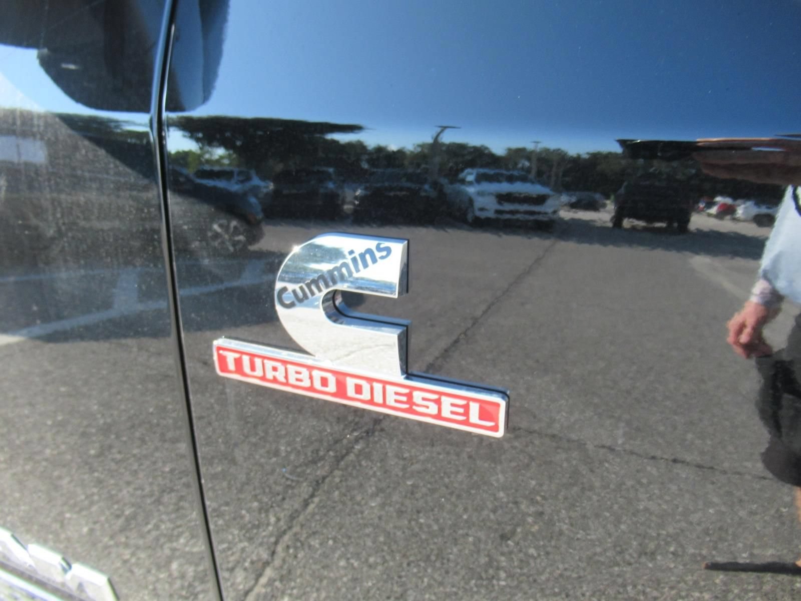 New 2026 RAM 3500 Big Horn AWD/4WD image 11