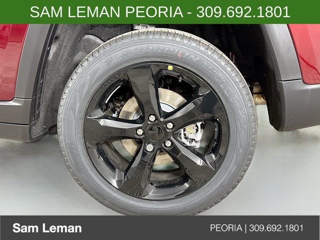 New 2026 Jeep Grand Cherokee Limited w/ Limited Altitude Package image 33