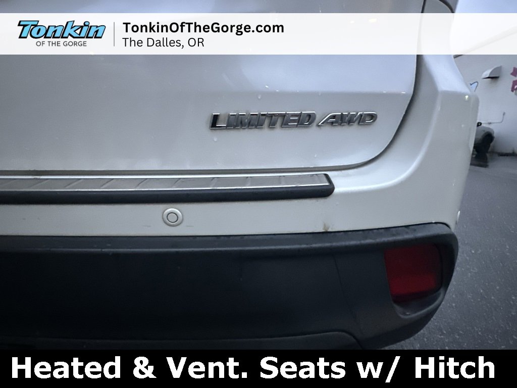 Used 2016 Toyota Highlander Limited image 32
