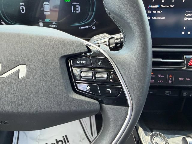 Certified 2024 Kia Niro EX FWD image 11