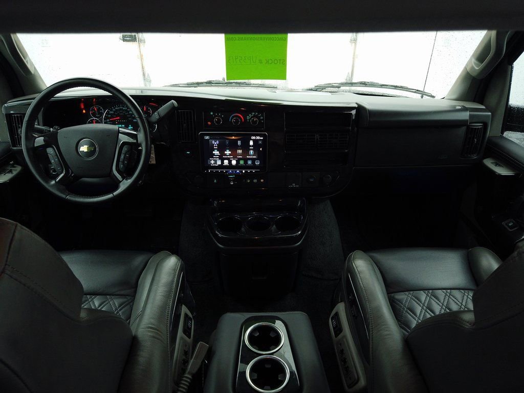 Used 2023 Chevrolet Express 2500 Extended image 2