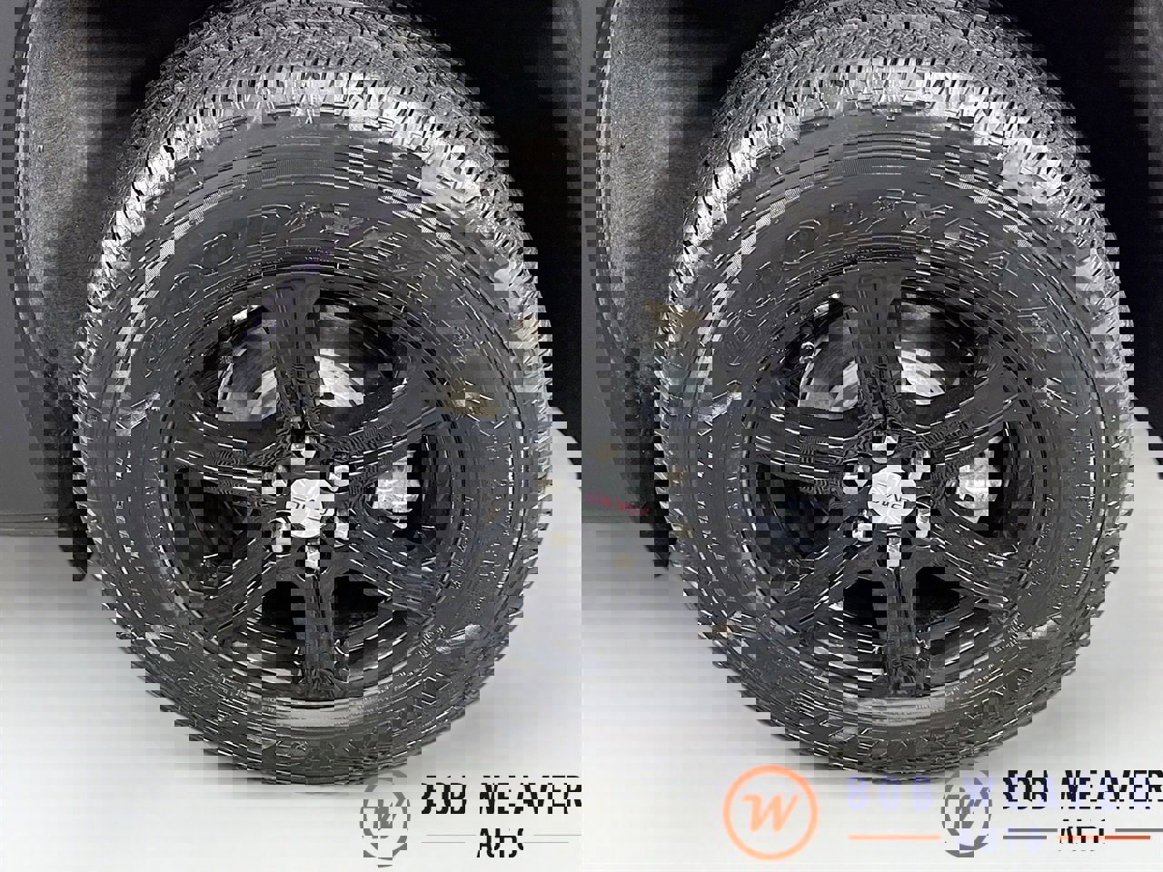 Certified 2023 GMC Acadia AT4 w/ Preferred Package image 33