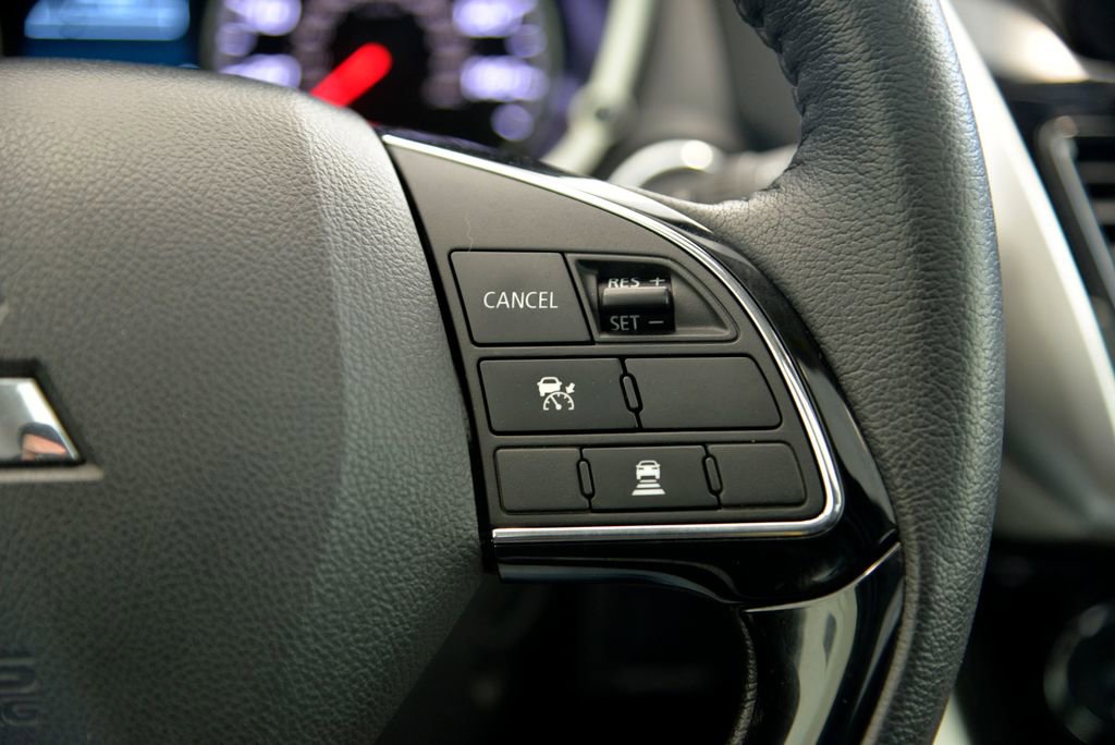 Used 2024 Mitsubishi Eclipse Cross SE image 23