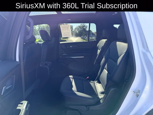Certified 2025 Chevrolet Traverse LT w/ Sun and Wheel Package AWD/4WD image 9
