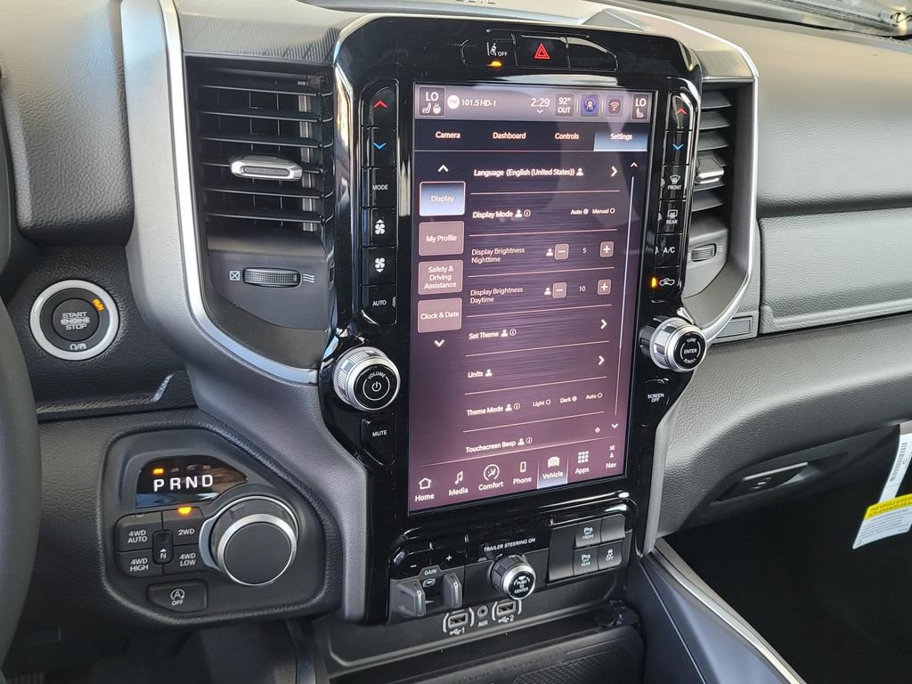 New 2025 RAM 1500 Big Horn AWD/4WD image 15