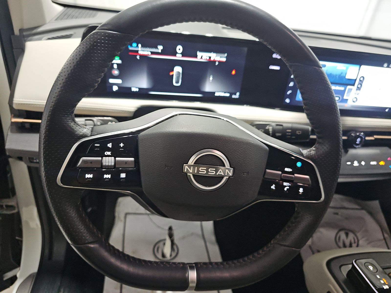 Used 2023 Nissan Ariya FWD image 8