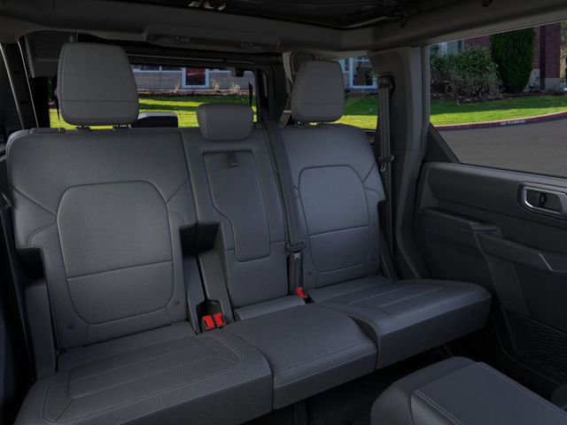 New 2025 Ford Bronco Outer Banks w/ Sasquatch Package image 11