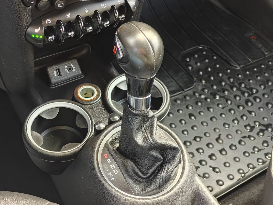 Used 2014 MINI Cooper S FWD image 25