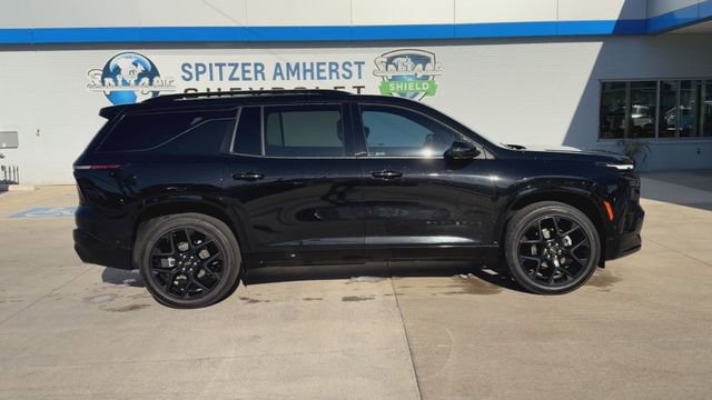 Used 2024 Chevrolet Traverse RS w/ LPO, Floor Liner Package AWD/4WD image 10