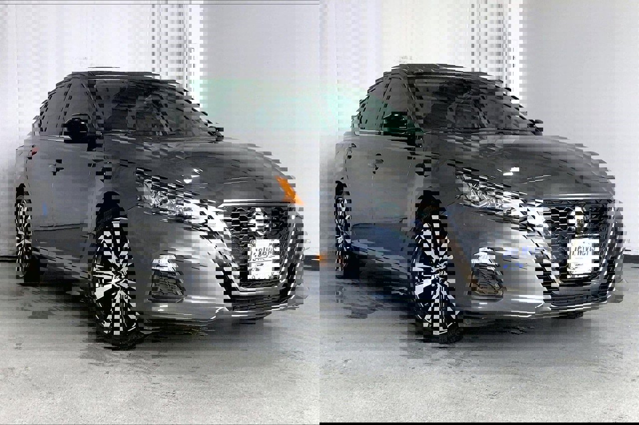 Used 2021 Nissan Altima 2.5 SR