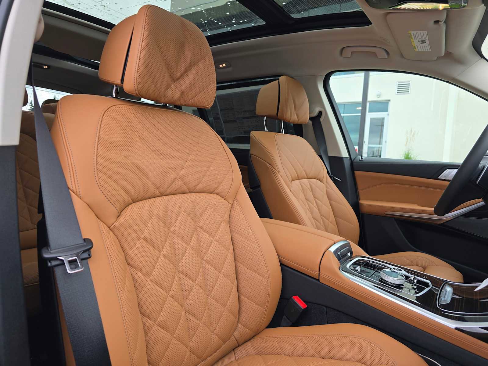 Used 2026 BMW X7 xDrive40i w/ Executive Package image 11