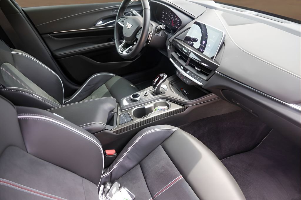 Certified 2023 Cadillac CT4 V Blackwing w/ Driver Assist Package RWD image 30