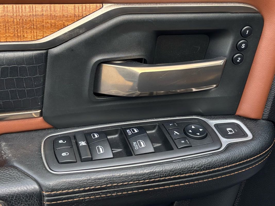 Used 2019 RAM 3500 Limited image 19