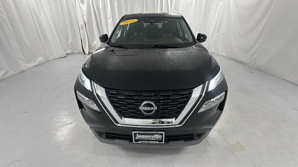 Used 2023 Nissan Rogue SV image 8