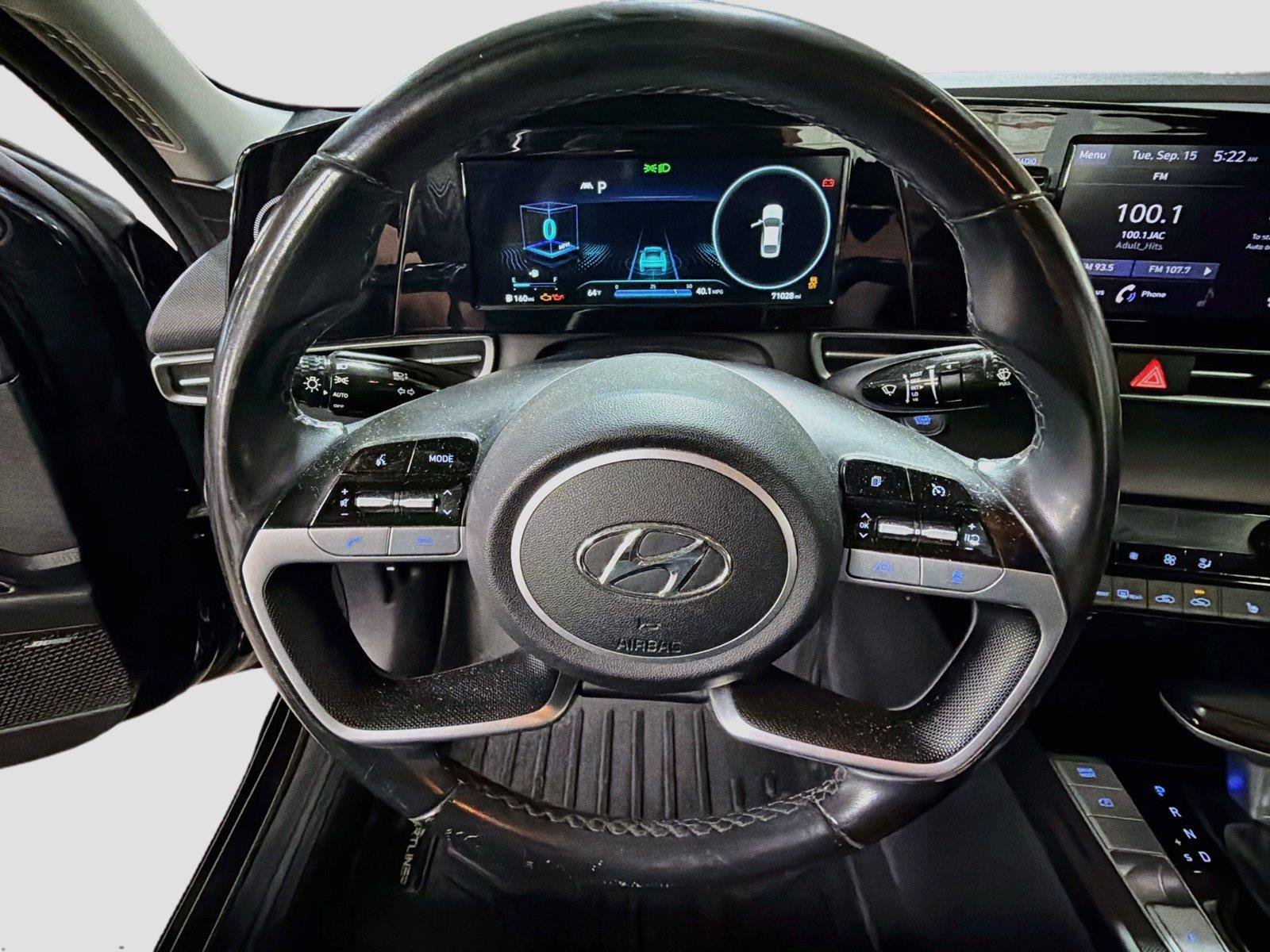 Used 2021 Hyundai Elantra SEL w/ Convenience + Premium Package FWD image 17
