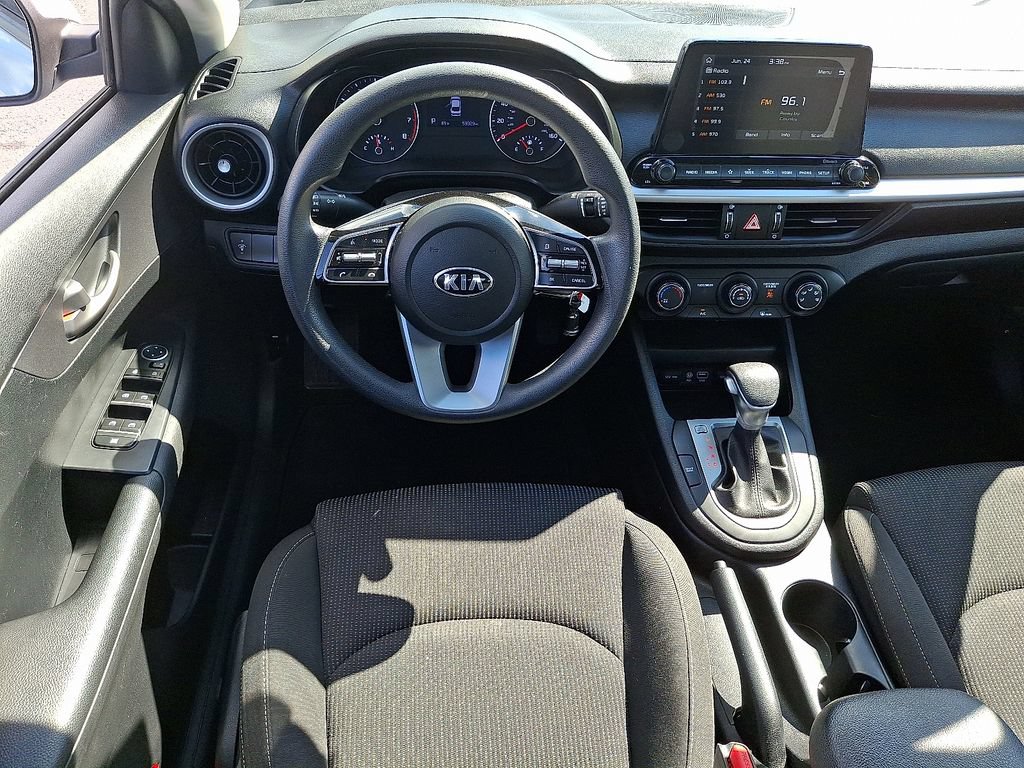 Used 2020 Kia Forte LXS FWD image 12