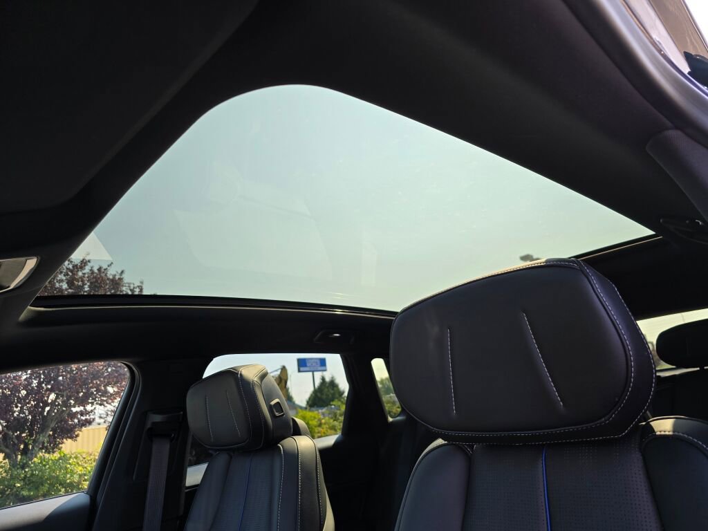 Used 2024 Cadillac Lyriq Sport image 22