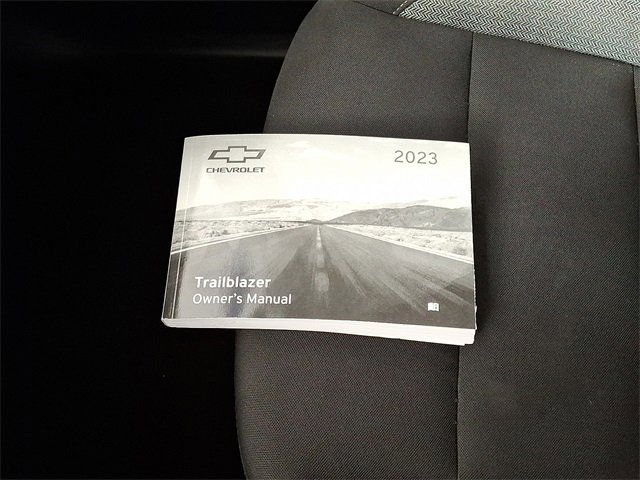 Used 2023 Chevrolet TrailBlazer LT w/ Convenience Package image 25