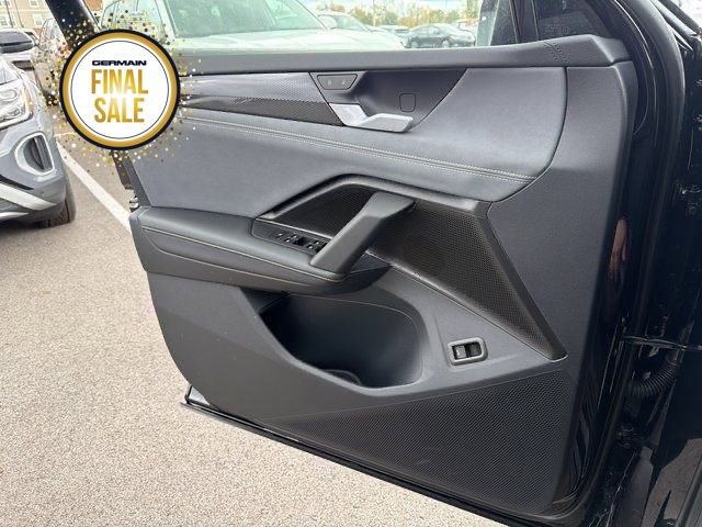 New 2026 Volkswagen Tiguan SE image 19