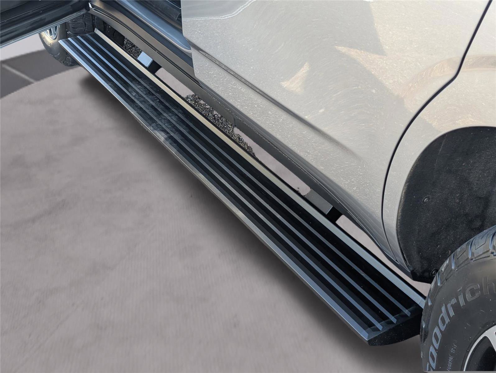 Used 2023 GMC Yukon AT4 w/ Technology Package AWD/4WD image 41