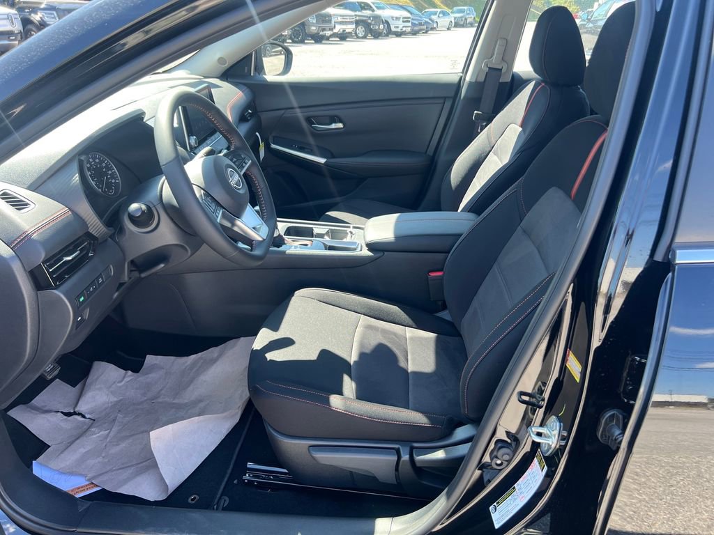 New 2025 Nissan Sentra SR w/ Trunk Package image 10