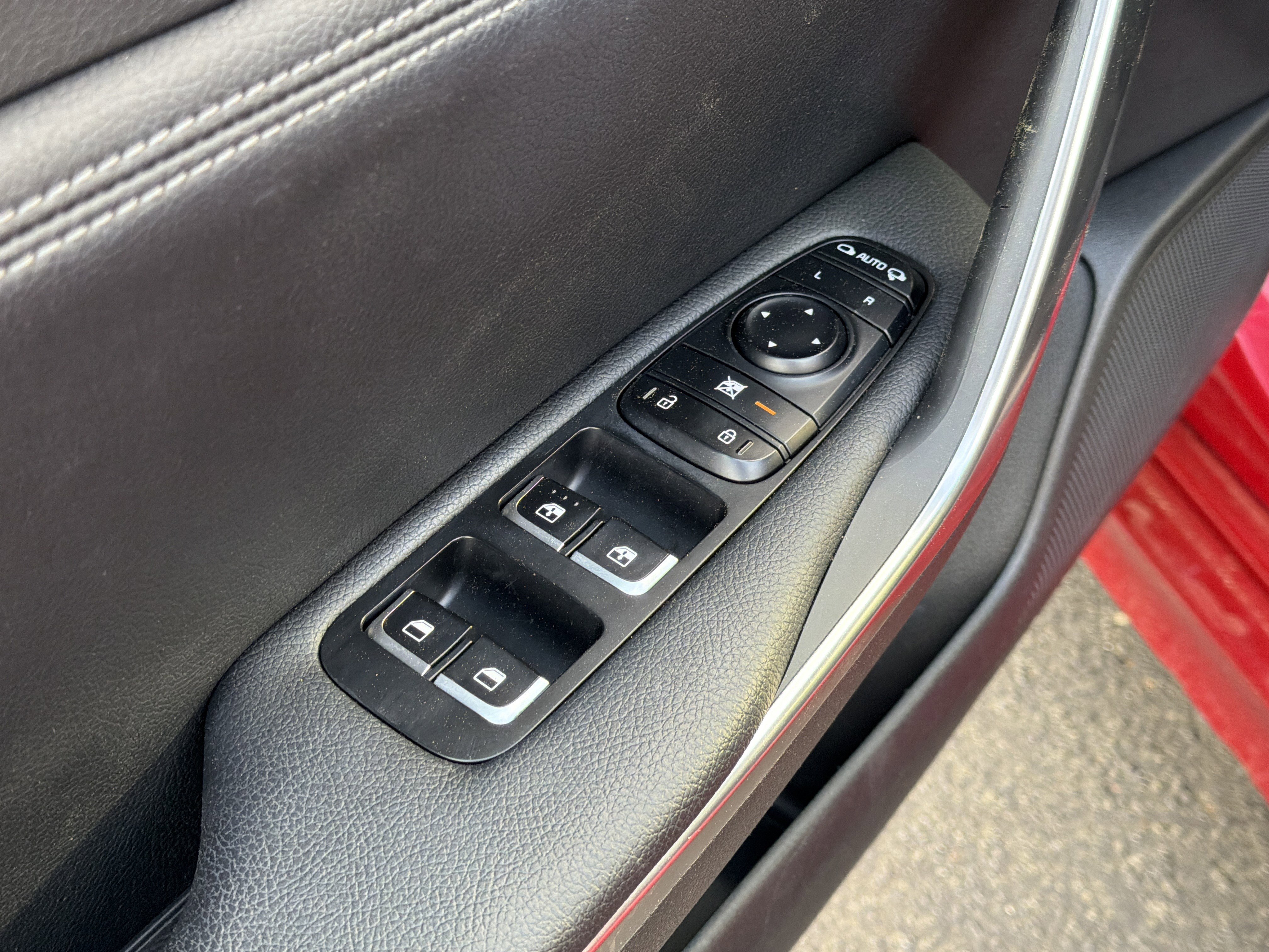 Used 2022 Kia Stinger GT1 image 15