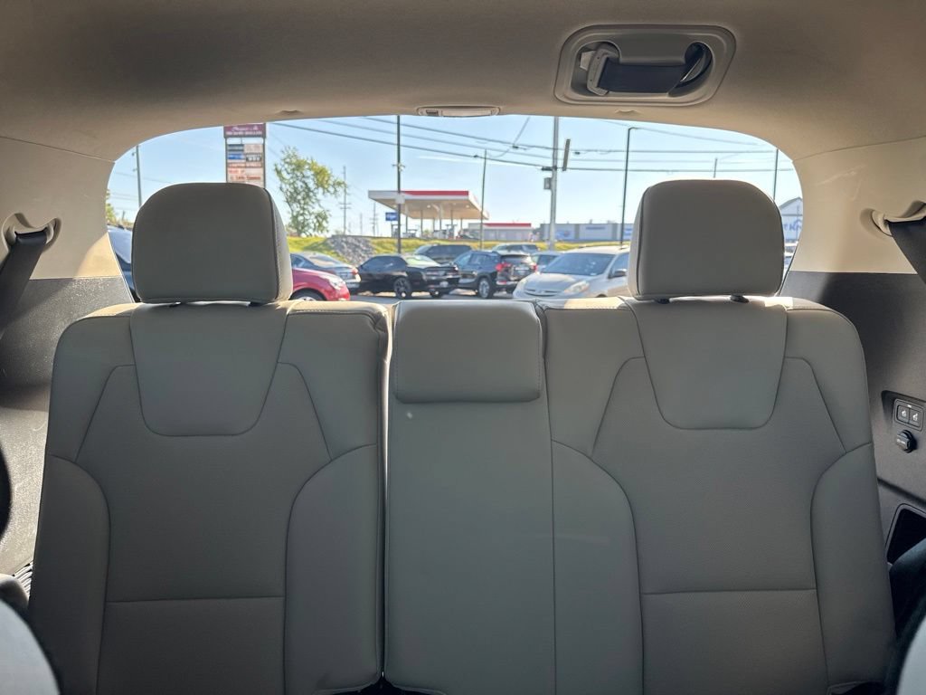 Used 2022 Kia Telluride EX w/ EX Premium Package FWD image 27