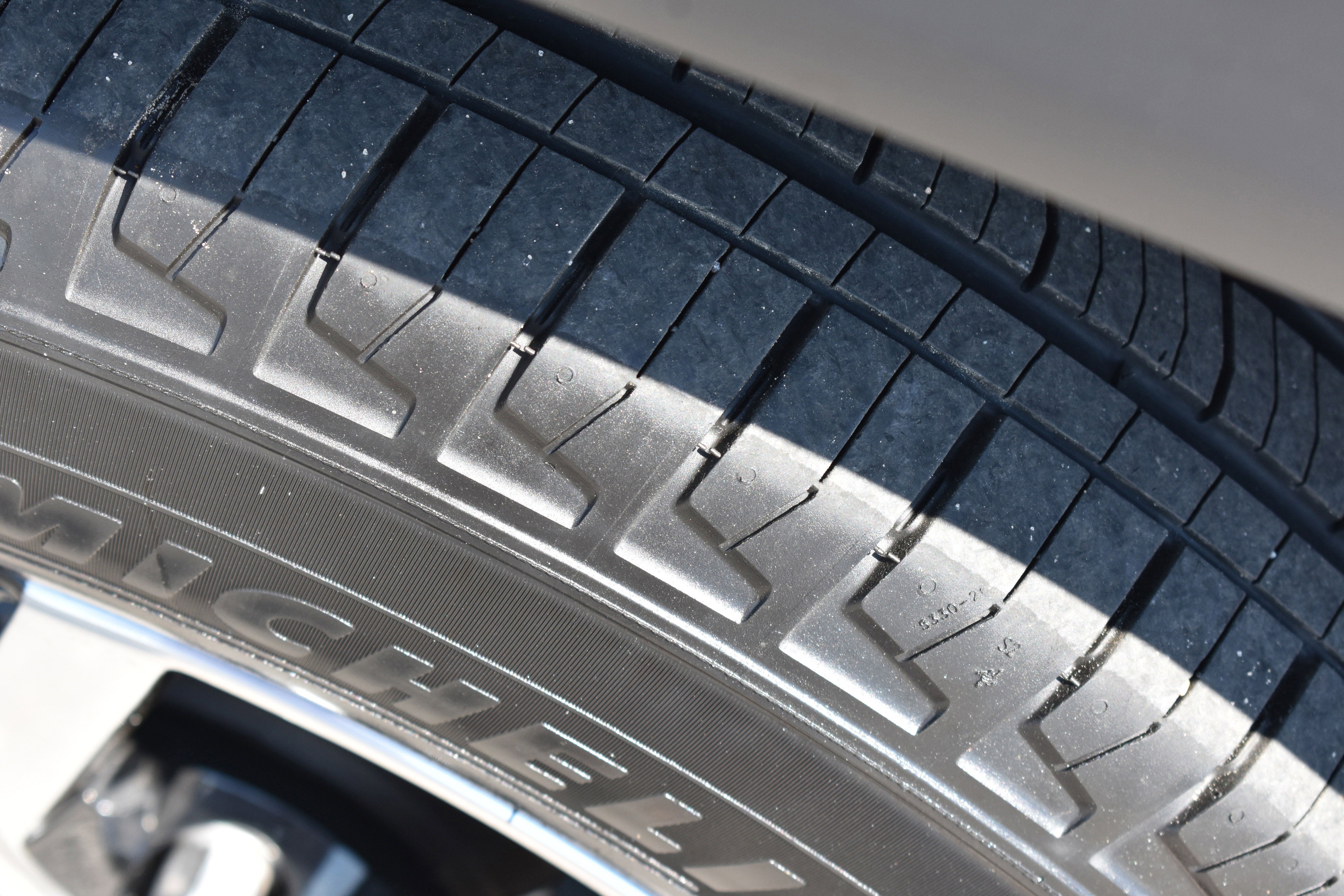 Used 2024 Jeep Grand Cherokee L Limited w/ Luxury Tech Group II image 11