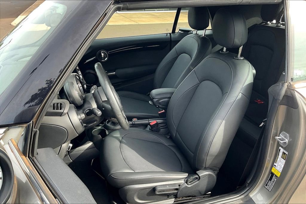 Used 2021 MINI Cooper Convertible image 24