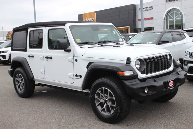 Used 2024 Jeep Wrangler Unlimited Sport AWD/4WD image 1