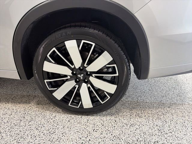 Used 2025 Mitsubishi Outlander SEL image 38