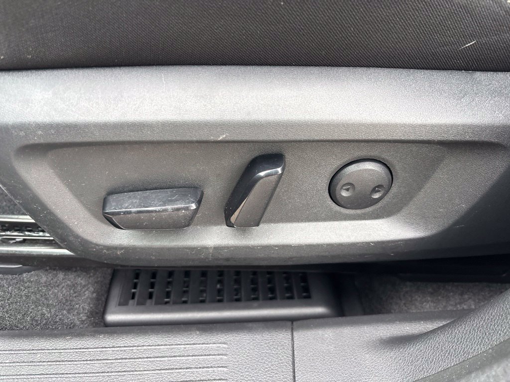 Certified 2022 Nissan Rogue SV AWD/4WD image 18