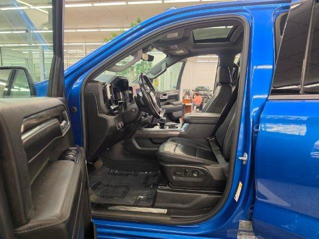Used 2022 Chevrolet Silverado 1500 LTZ w/ Technology Package AWD/4WD image 34