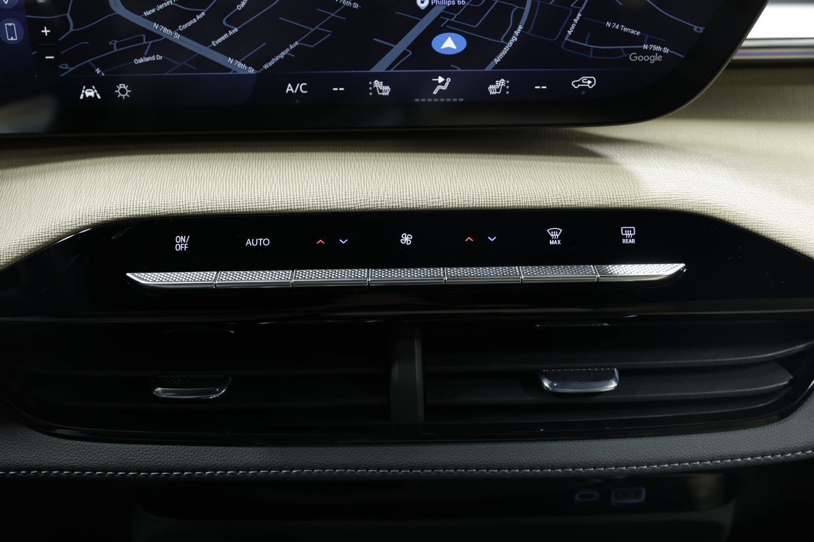 New 2026 Buick Enclave Preferred image 39