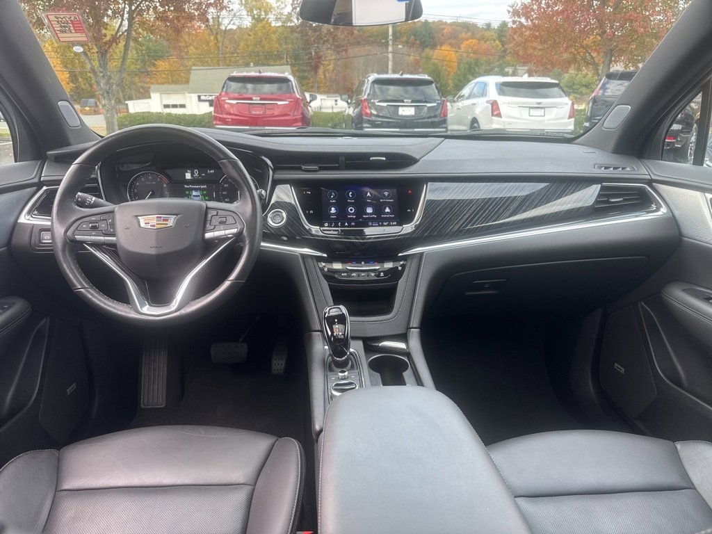 Certified 2025 Cadillac XT6 Premium Luxury image 19