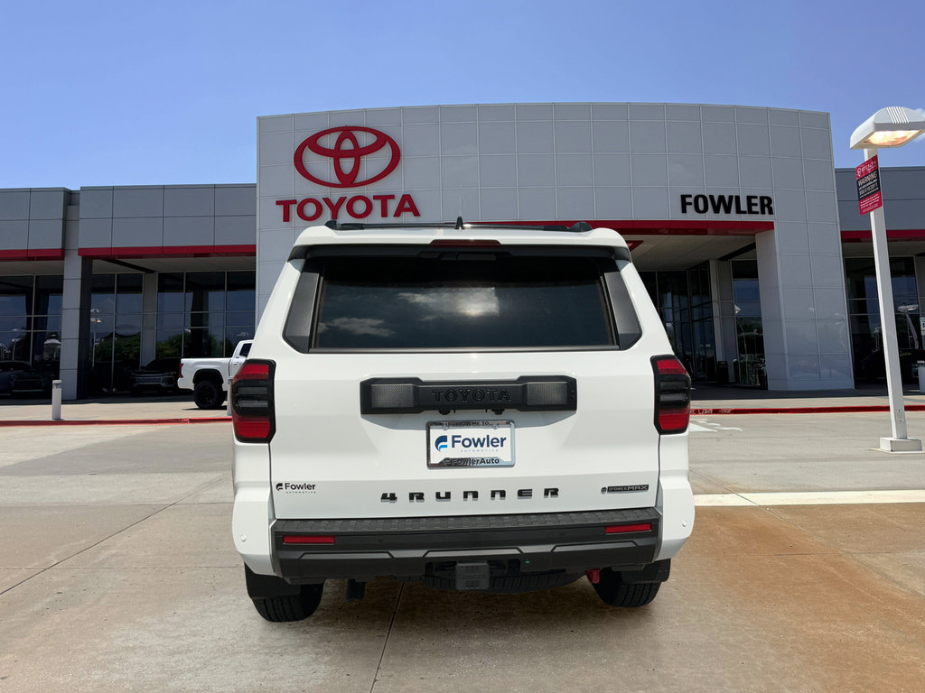 New 2026 Toyota 4Runner TRD Off-Road Premium w/ Tow Technology Package AWD/4WD image 4