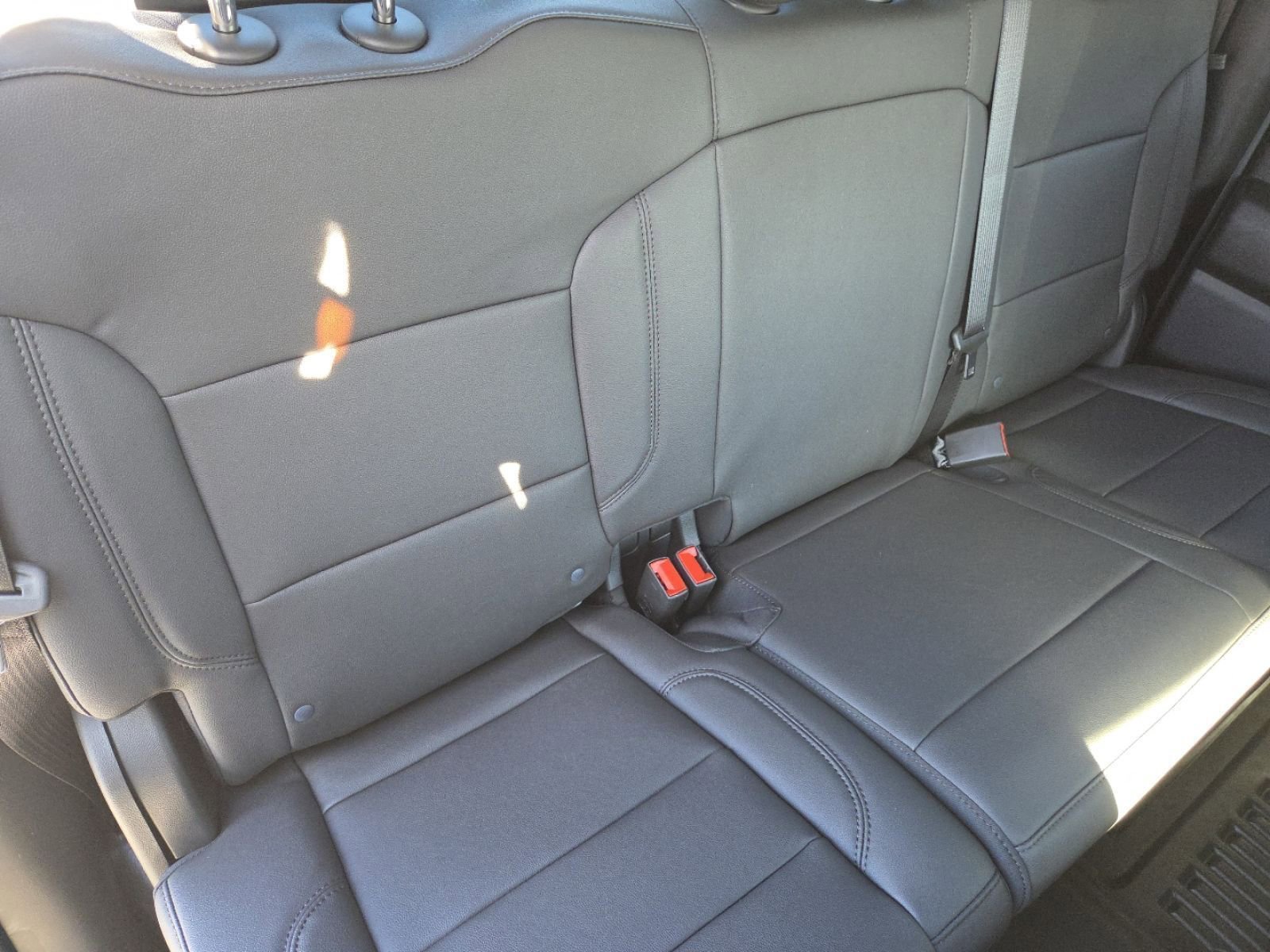 New 2026 GMC Sierra 2500 Pro w/ Convenience Package image 24