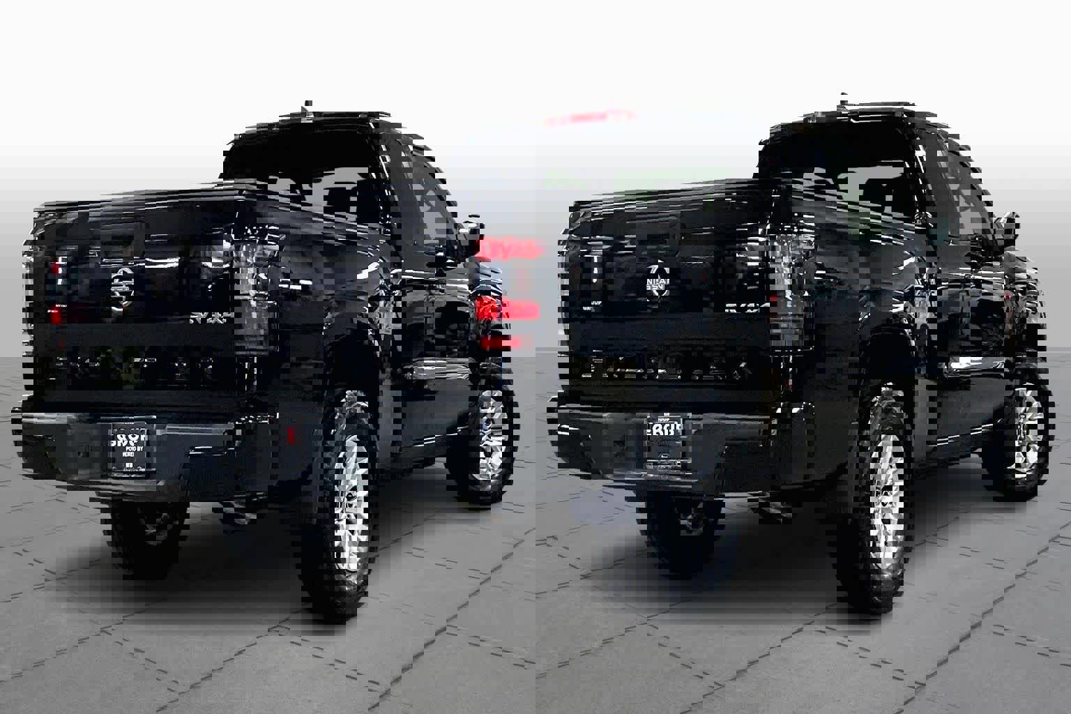 Used 2024 Nissan Frontier SV image 13