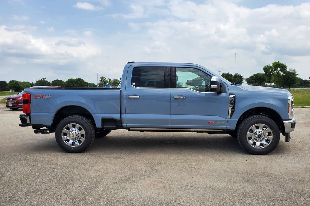 New 2026 Ford F250 King Ranch w/ Chrome Package AWD/4WD image 21