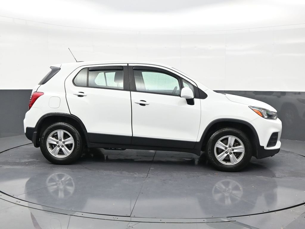 Used 2021 Chevrolet Trax LS AWD/4WD image 6