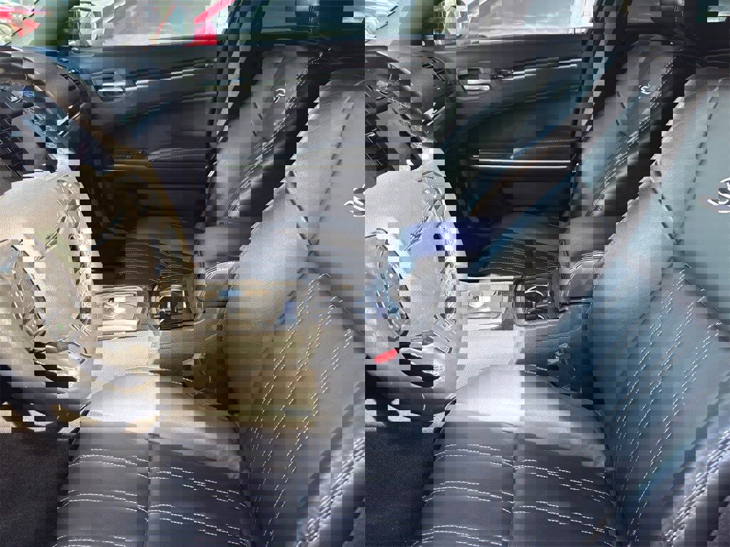 Used 2019 Chrysler 300 S image 12